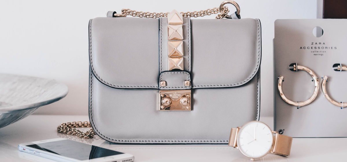 The role of accessories during combinations.